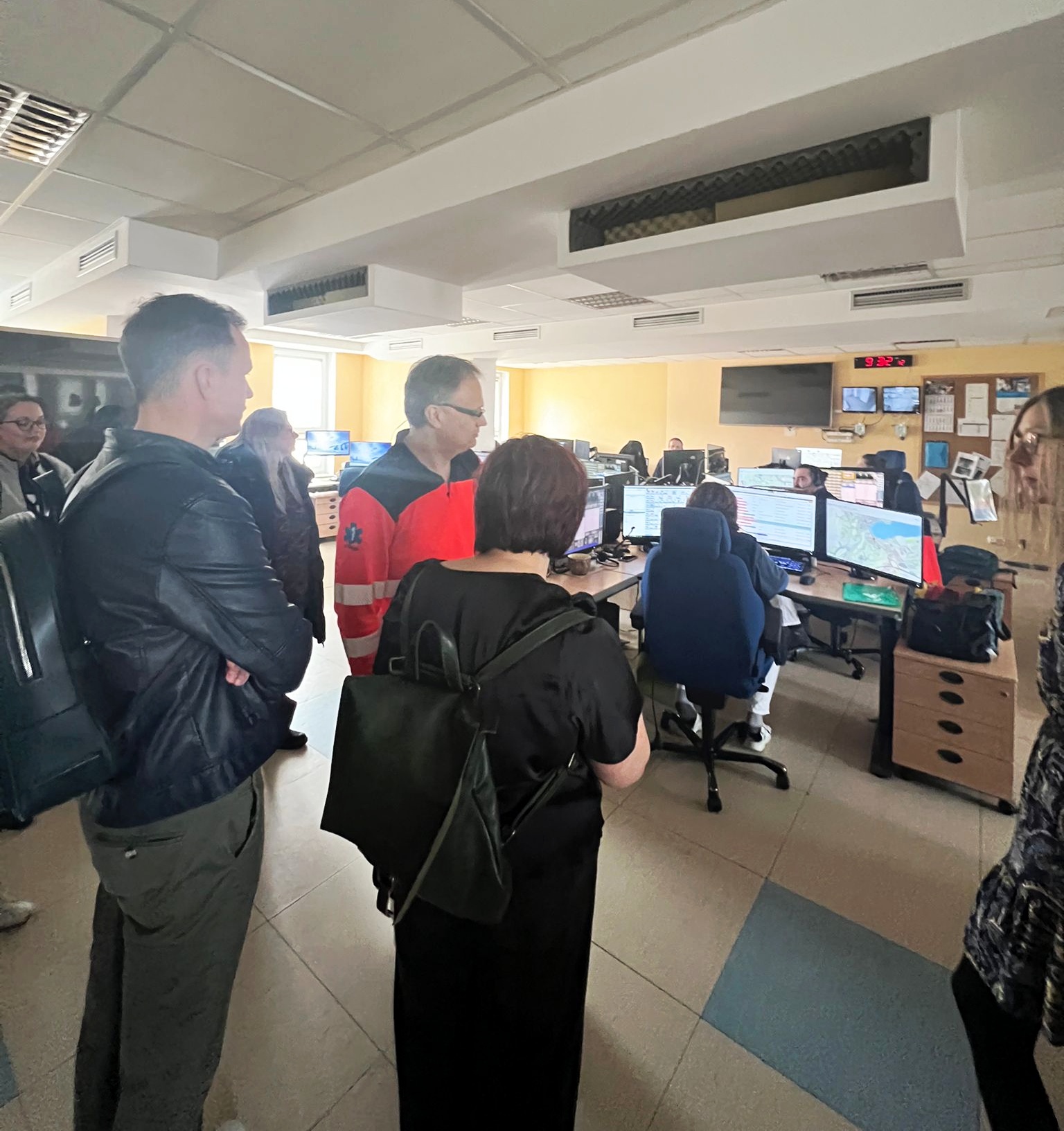 LEKTOŘI Z ESTONSKA NAVŠTÍVILI ZDRAVOTNICKÉ OPERAČNÍ STŘEDISKO A LETECKOU ZÁCHRANNOU SLUŽBU